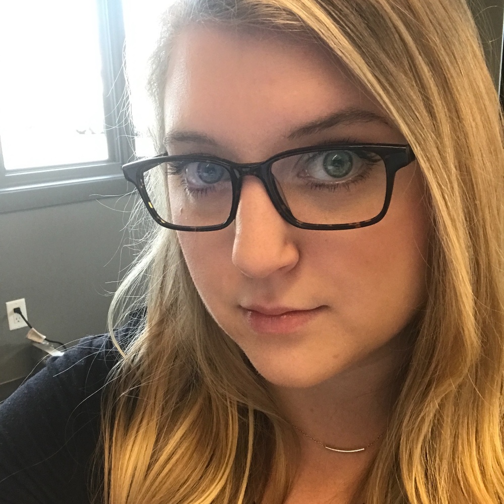 Meet your Posher, Hannah
